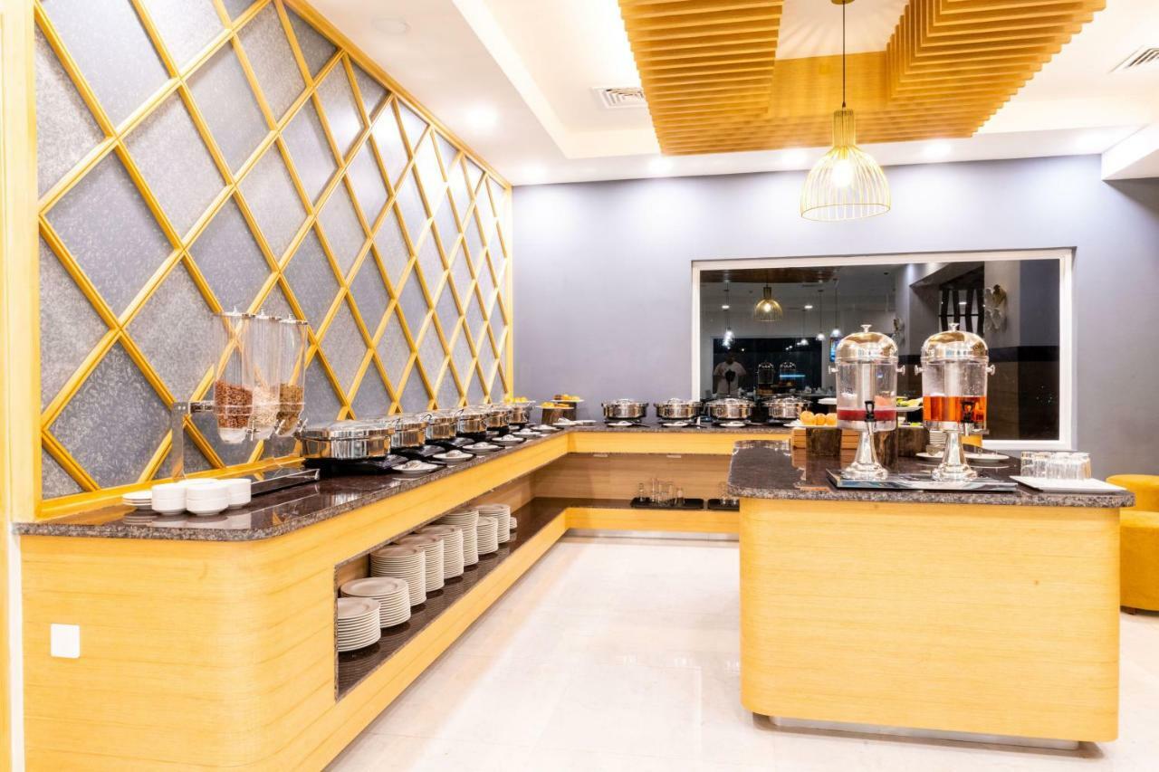 Vivanta Chitwan Bharatpur Bharatpur  Kültér fotó