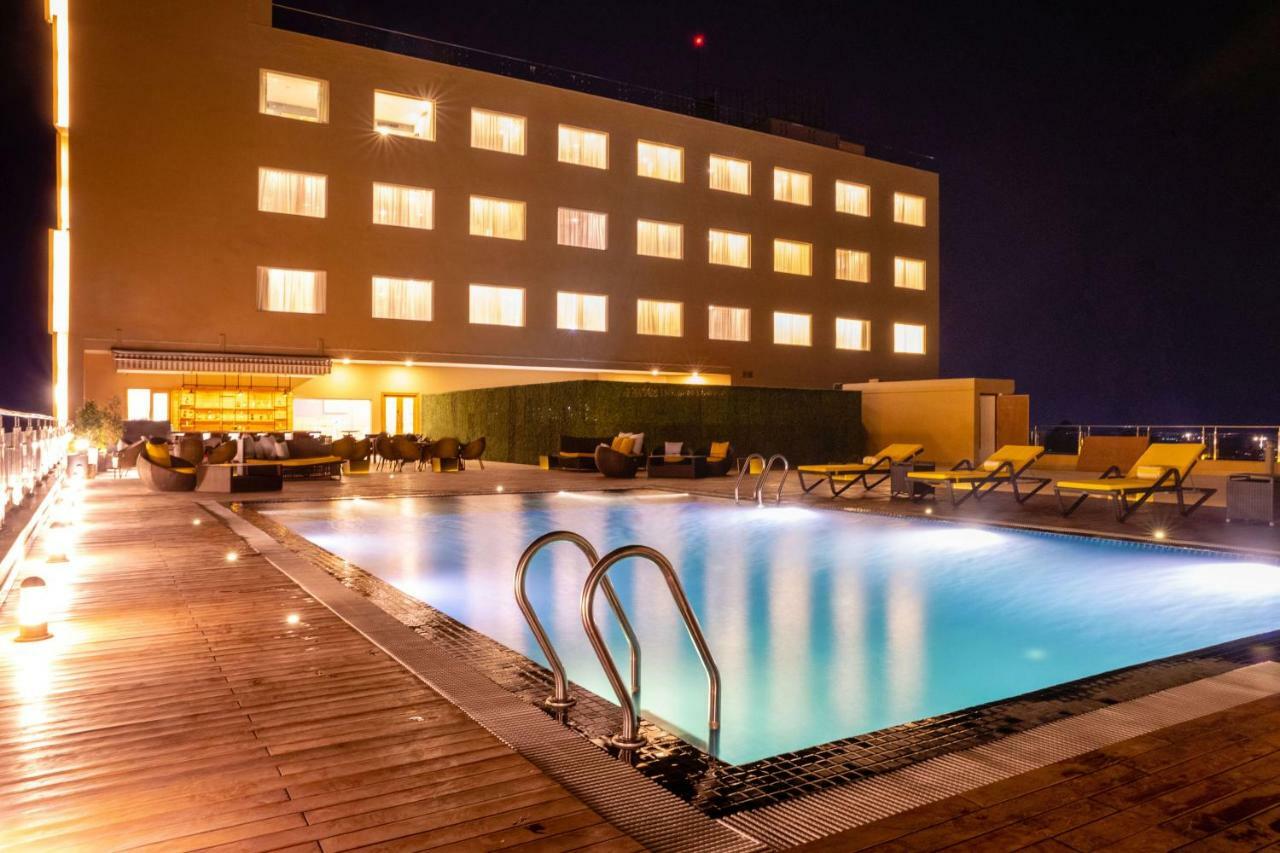 Vivanta Chitwan Bharatpur Bharatpur  Kültér fotó